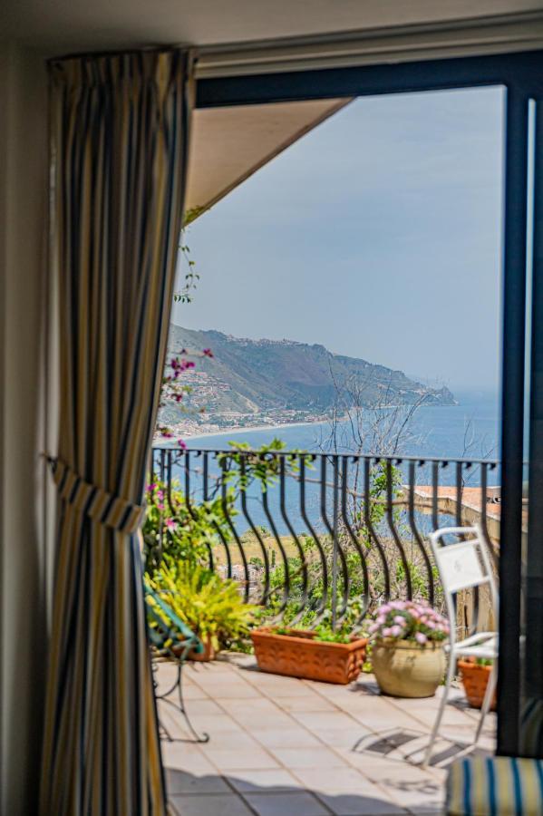 Old Memories House Apartamento Taormina Exterior foto