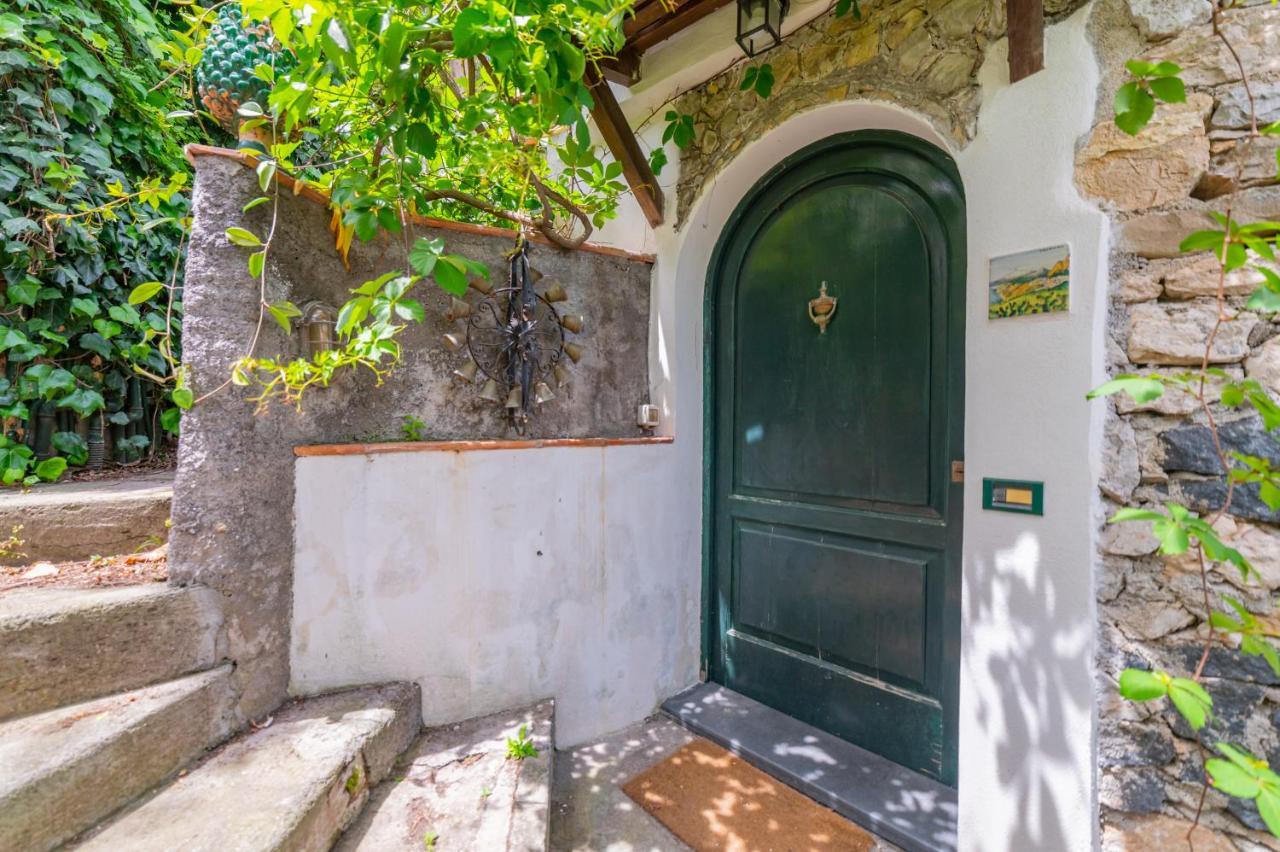 Old Memories House Apartamento Taormina Exterior foto